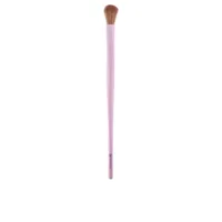 Brocha Essence - Blending Brush #01-Blending Is My Cardio by Essence