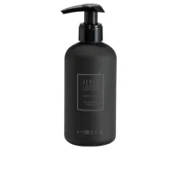 Parole D'Eau - Parole D'Eau Hand And Body Lotion by Serge Lutens