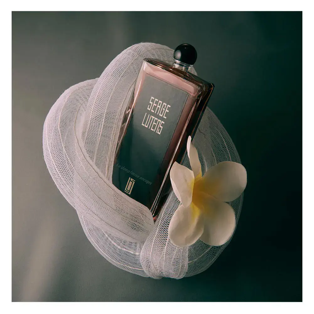 Collection Noire - La Dompteuse Encagée Eau De Parfum Spray by Serge Lutens