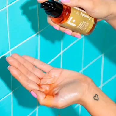 Corporal Freshly Cosmetics - Golden Radiance Body Oil by Freshly Cosmetics