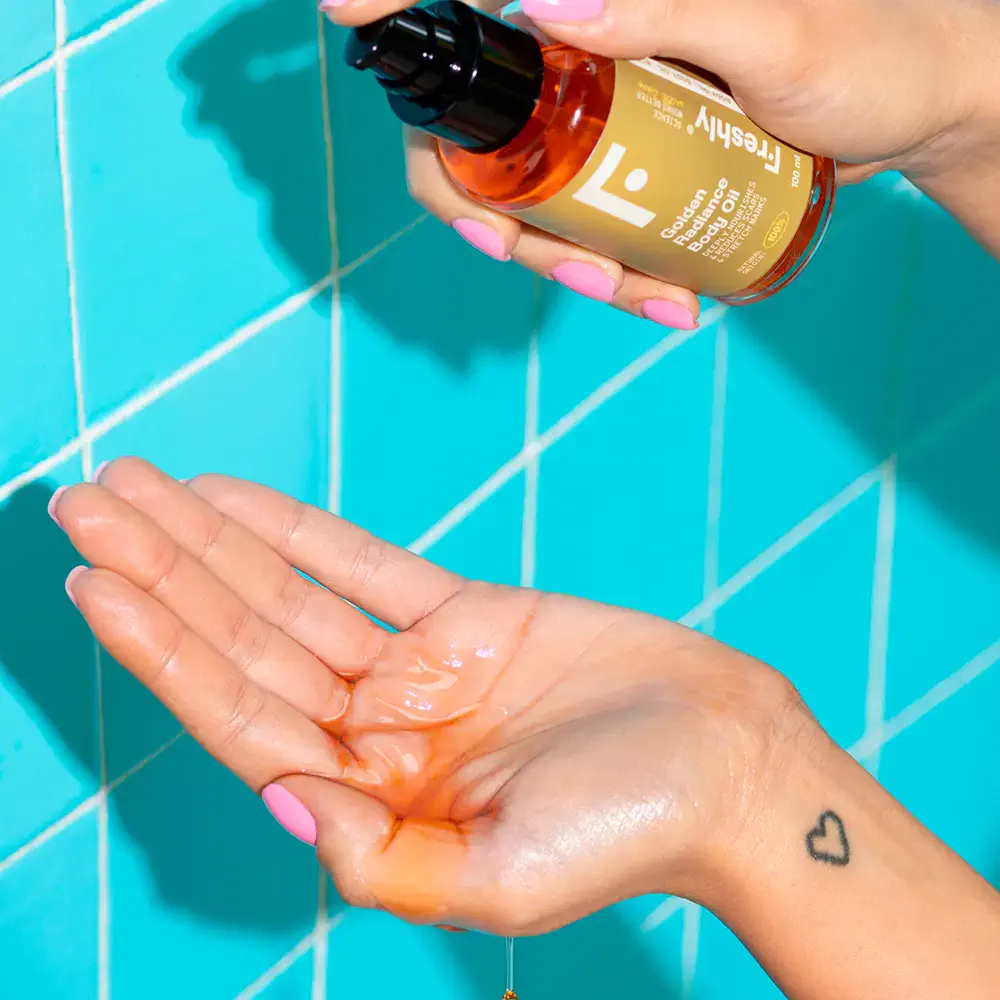 Corporal Freshly Cosmetics - Golden Radiance Body Oil by Freshly Cosmetics