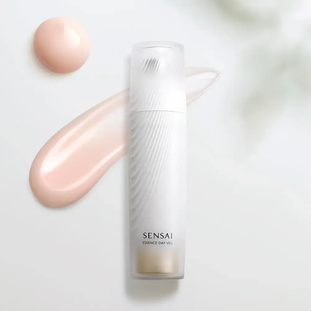 Essence Day Veil by Sensai Expert Items - Essence Day Veil by Sensai