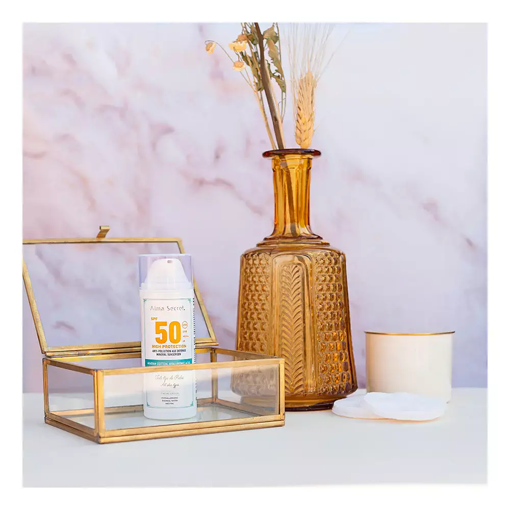 Facial Alma Secret - High Protection Crema Facial Spf50 by Alma Secret