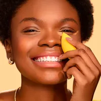 Miracle - Miracle Concealer Sponge by Real Techniques